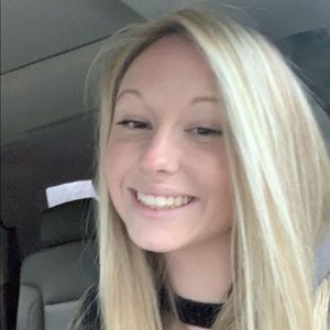 Meet your Posher, Sophia